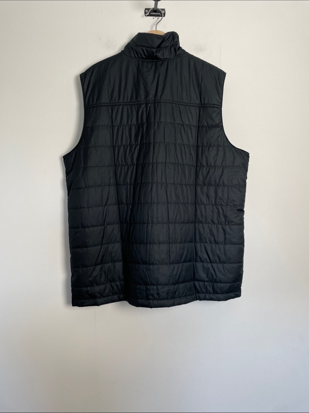 LL Bean Men's XXL Tall Quilted Black Packable Vest 2 Pocket Casual Layering - Picture 5 of 7